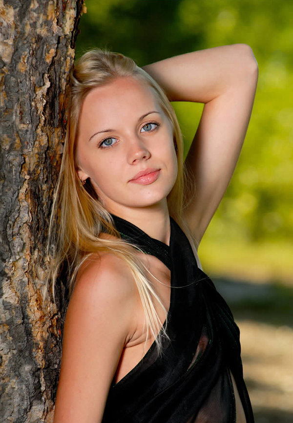 Лиана, 22 года, 0 размер груди